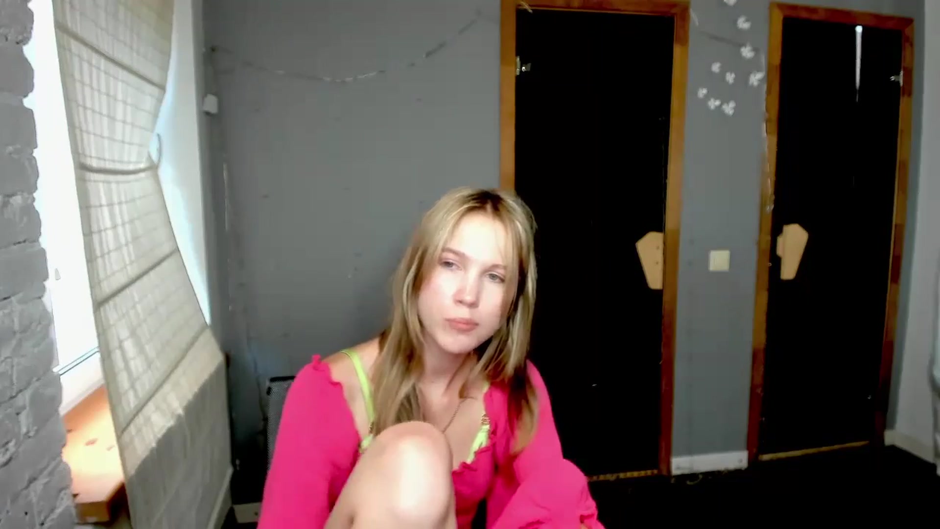 Gallery image thumbnail from Kate_Lewiss's myfreecams stream on, 08/14/2024, 11:06 image 20 of 20
