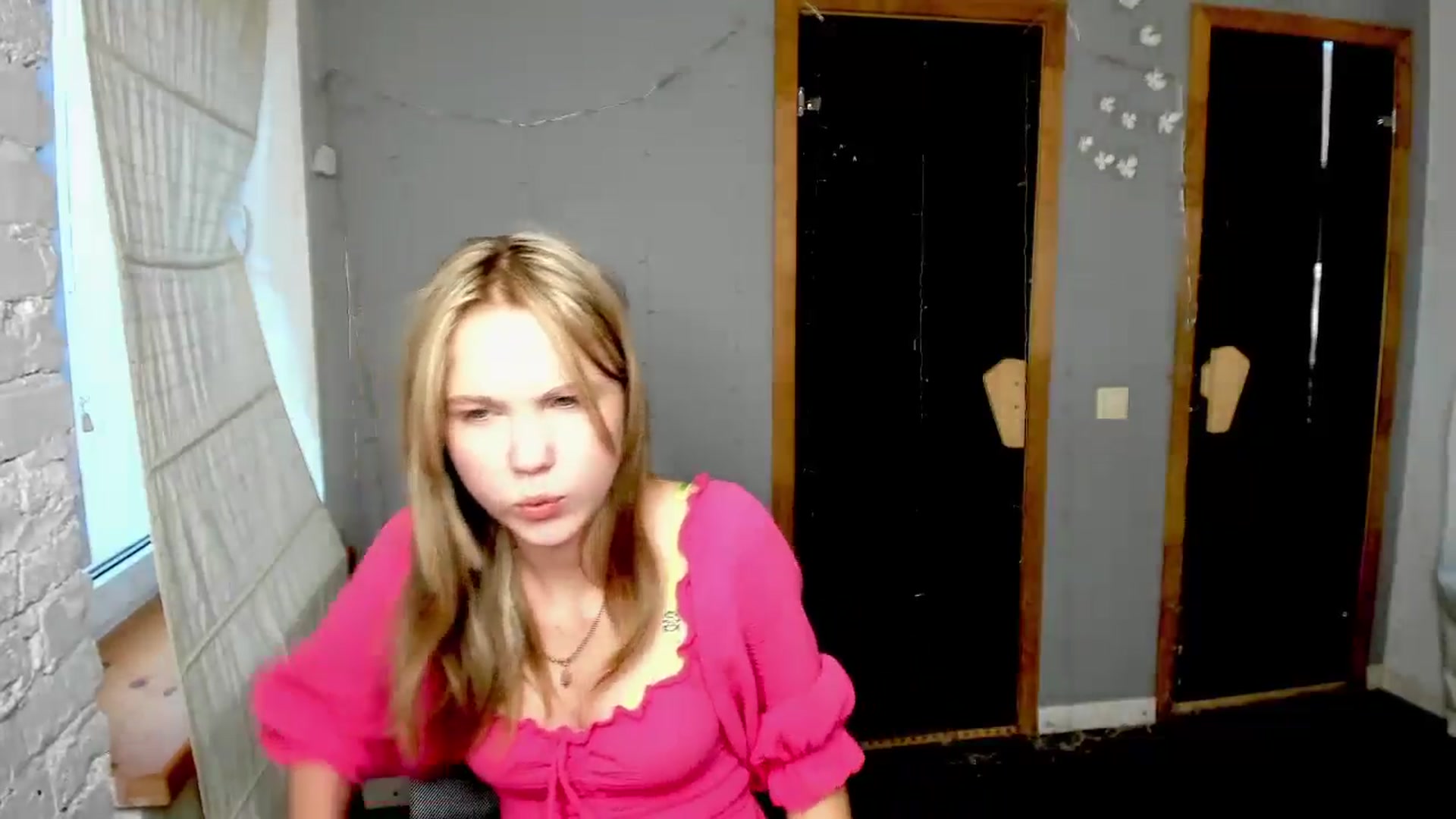 Gallery image thumbnail from Kate_Lewiss's myfreecams stream on, 08/14/2024, 11:06 image 10 of 20