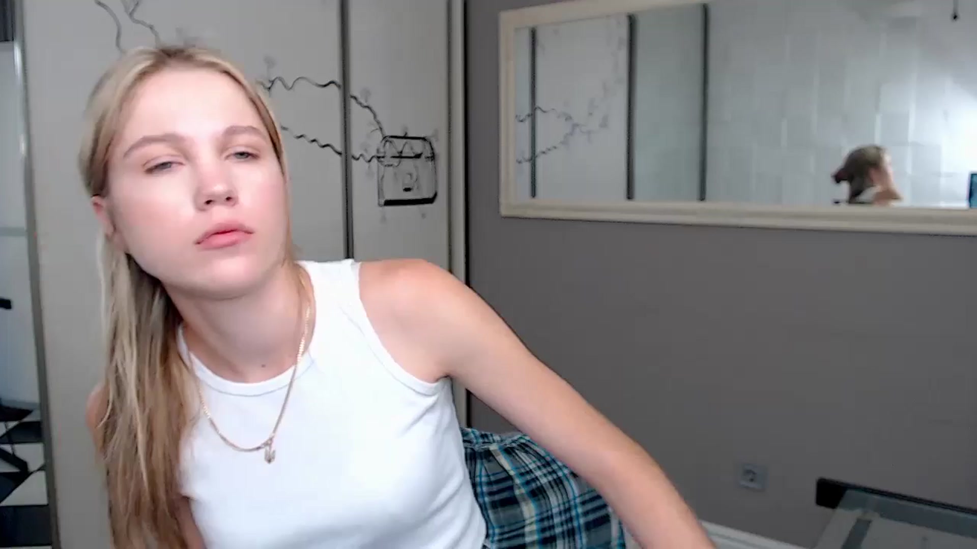 Gallery image thumbnail from Kate_Lewiss's myfreecams stream on, 08/15/2024, 07:55 image 16 of 20