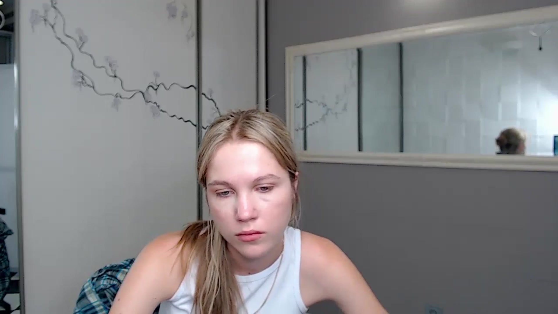 Gallery image thumbnail from Kate_Lewiss's myfreecams stream on, 08/15/2024, 11:09 image 17 of 20