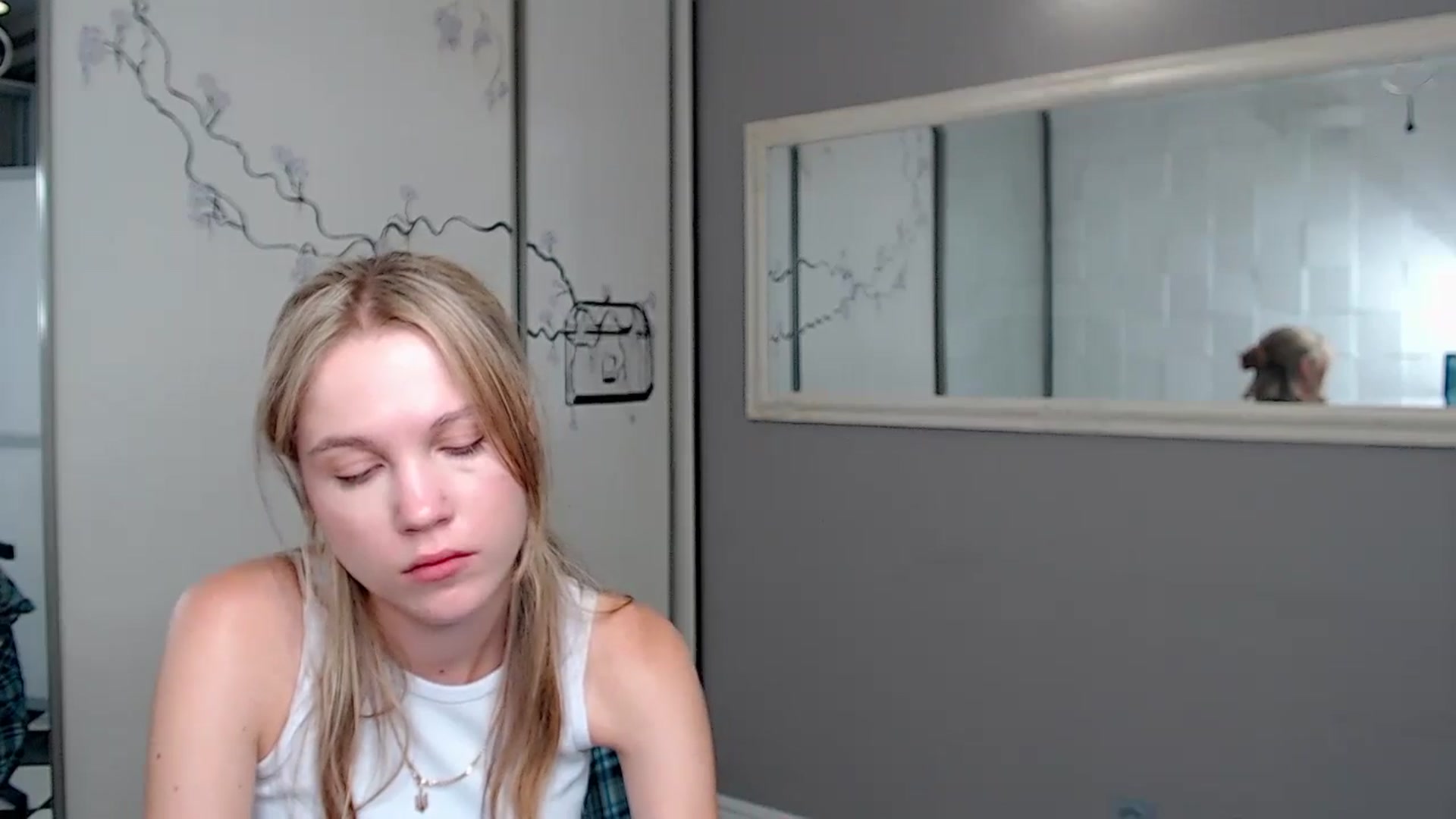 Gallery image thumbnail from Kate_Lewiss's myfreecams stream on, 08/15/2024, 11:09 image 12 of 20