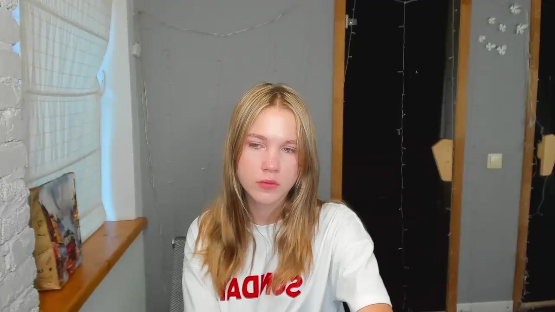 Gallery image thumbnail from Kate_Lewiss's myfreecams stream on, 08/18/2024, 08:16 image 2 of 20