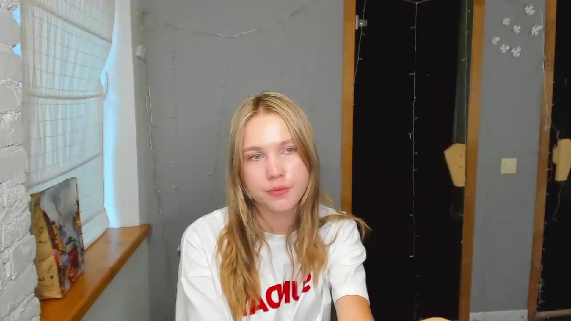 Gallery image thumbnail from Kate_Lewiss's myfreecams stream on, 08/18/2024, 08:16 image 19 of 20
