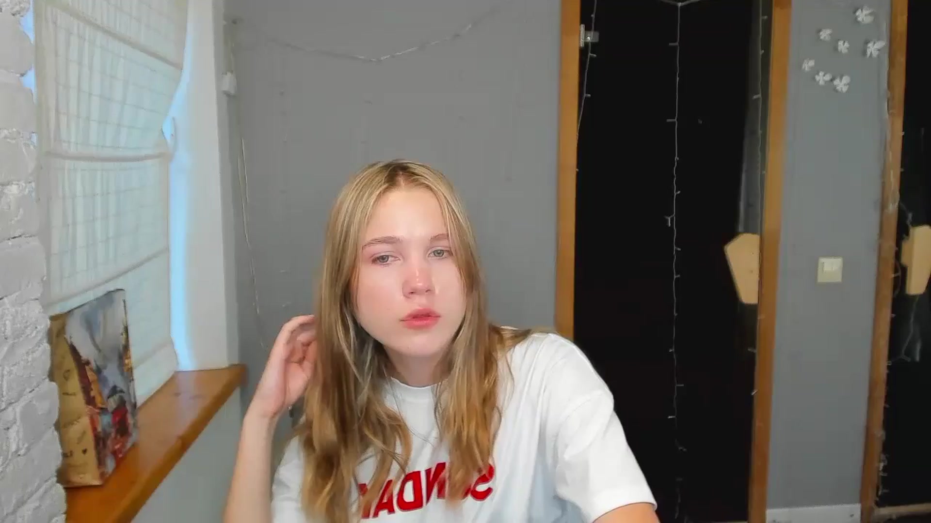 Gallery image thumbnail from Kate_Lewiss's myfreecams stream on, 08/18/2024, 08:16 image 1 of 20