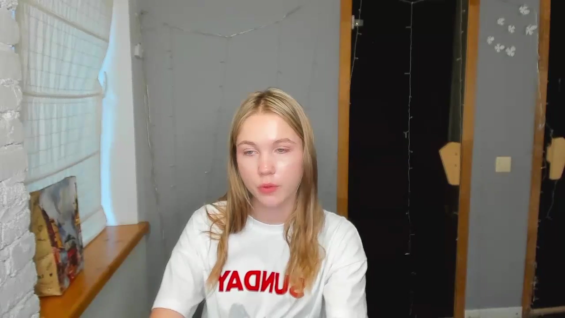 Gallery image thumbnail from Kate_Lewiss's myfreecams stream on, 08/18/2024, 08:38 image 12 of 20