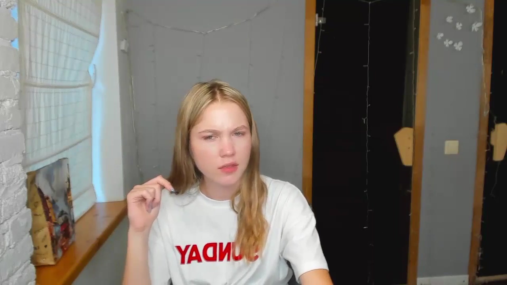 Gallery image thumbnail from Kate_Lewiss's myfreecams stream on, 08/18/2024, 08:38 image 9 of 20