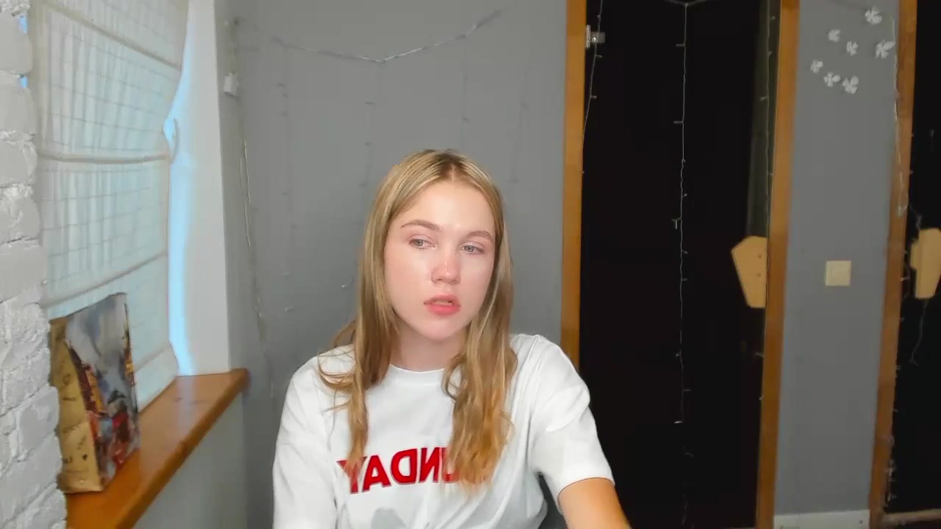 Gallery image thumbnail from Kate_Lewiss's myfreecams stream on, 08/18/2024, 08:38 image 13 of 20