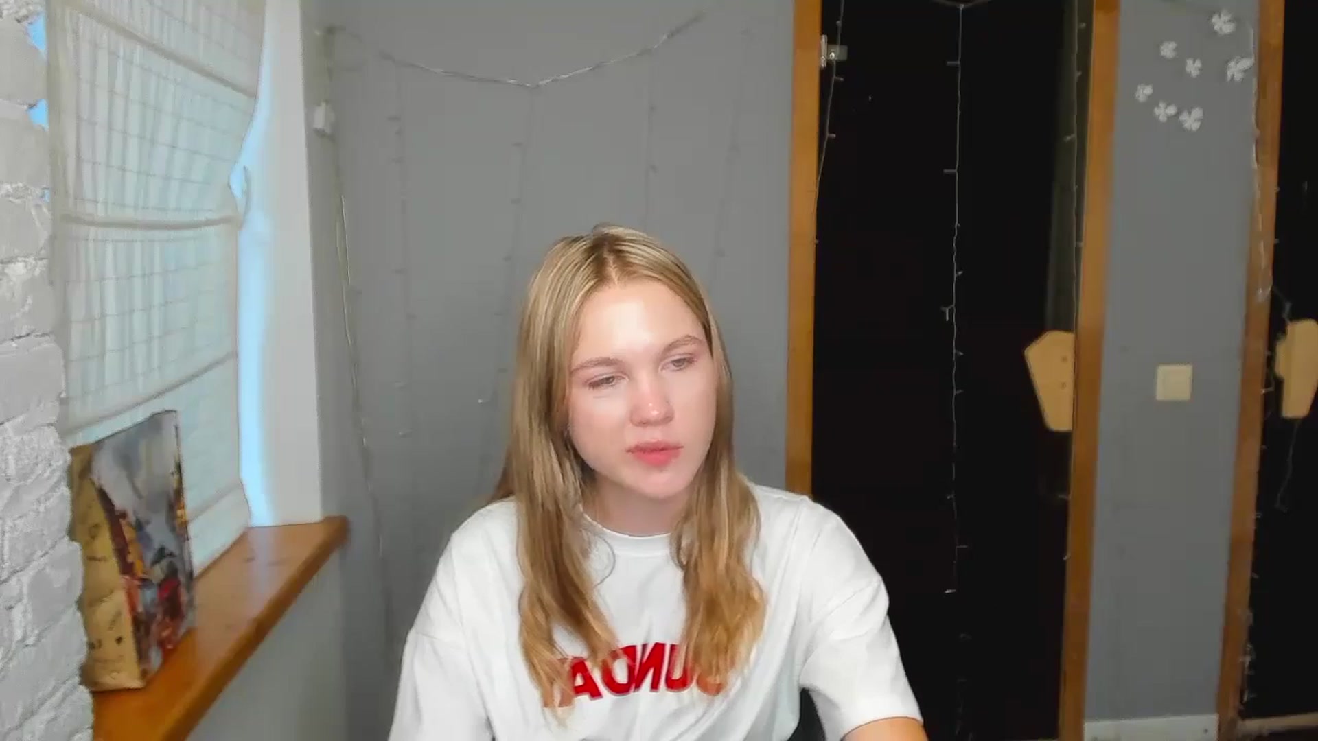 Gallery image thumbnail from Kate_Lewiss's myfreecams stream on, 08/18/2024, 08:38 image 20 of 20