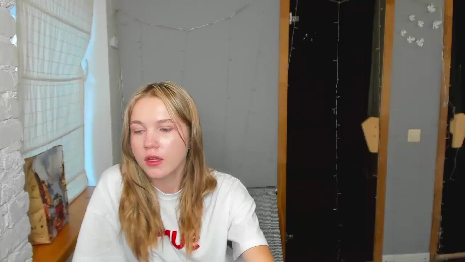 Gallery image thumbnail from Kate_Lewiss's myfreecams stream on, 08/18/2024, 10:18 image 1 of 20