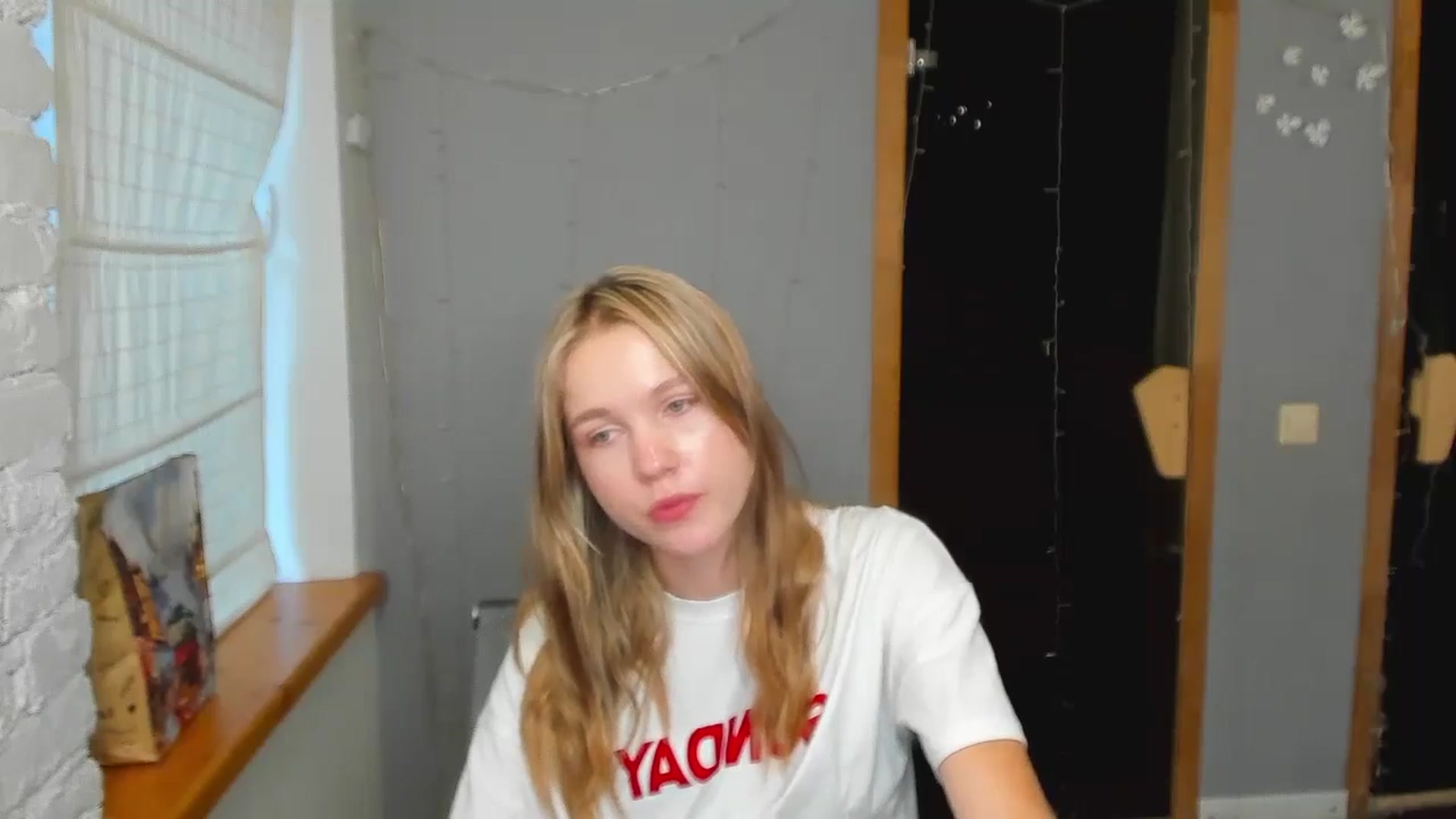 Gallery image thumbnail from Kate_Lewiss's myfreecams stream on, 08/18/2024, 10:18 image 15 of 20