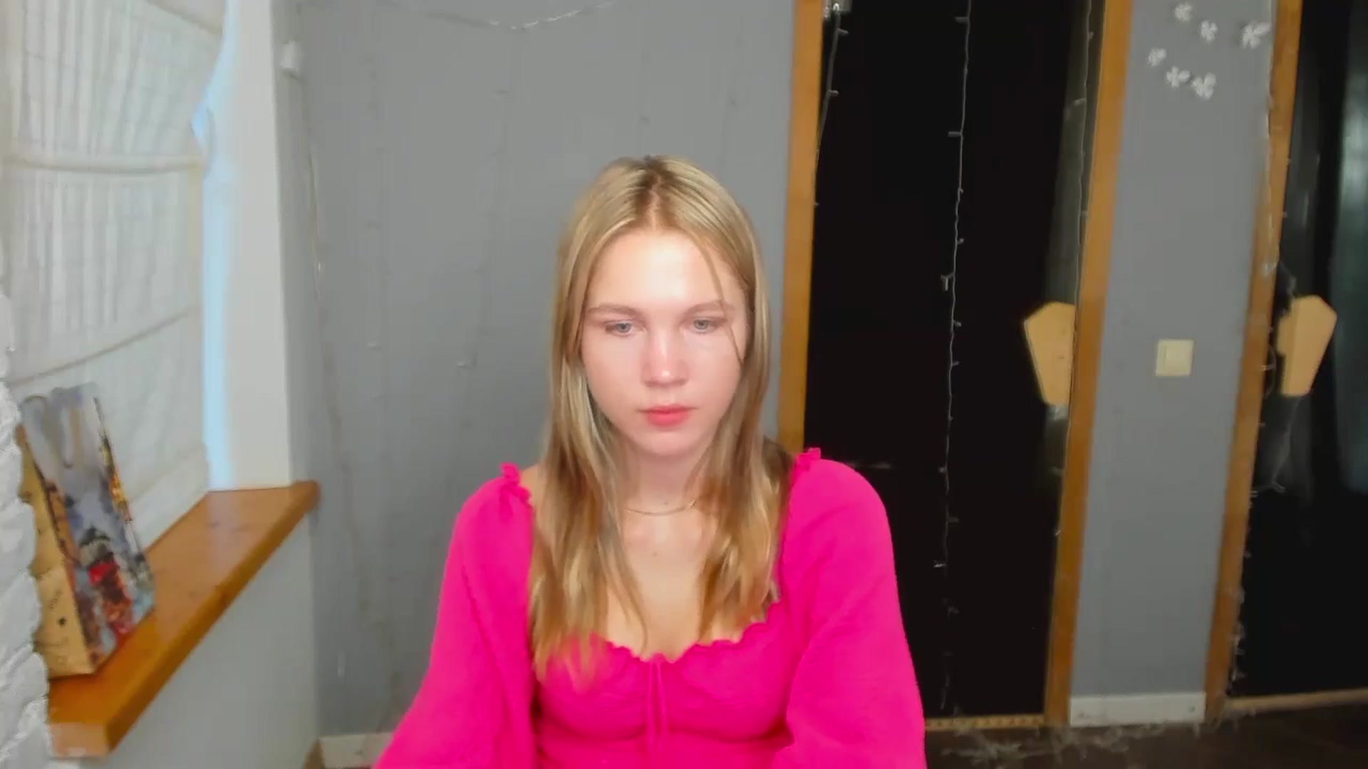 Gallery image thumbnail from Kate_Lewiss's myfreecams stream on, 08/19/2024, 06:58 image 5 of 20