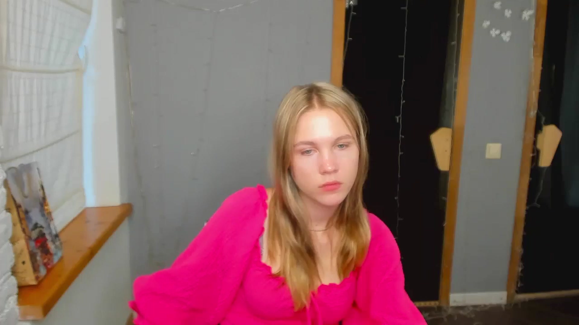 Gallery image thumbnail from Kate_Lewiss's myfreecams stream on, 08/19/2024, 06:58 image 13 of 20