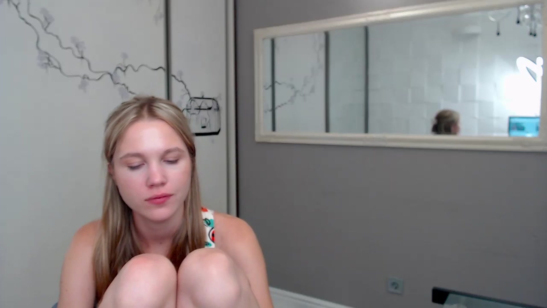 Gallery image thumbnail from Kate_Lewiss's myfreecams stream on, 08/20/2024, 10:01 image 11 of 20