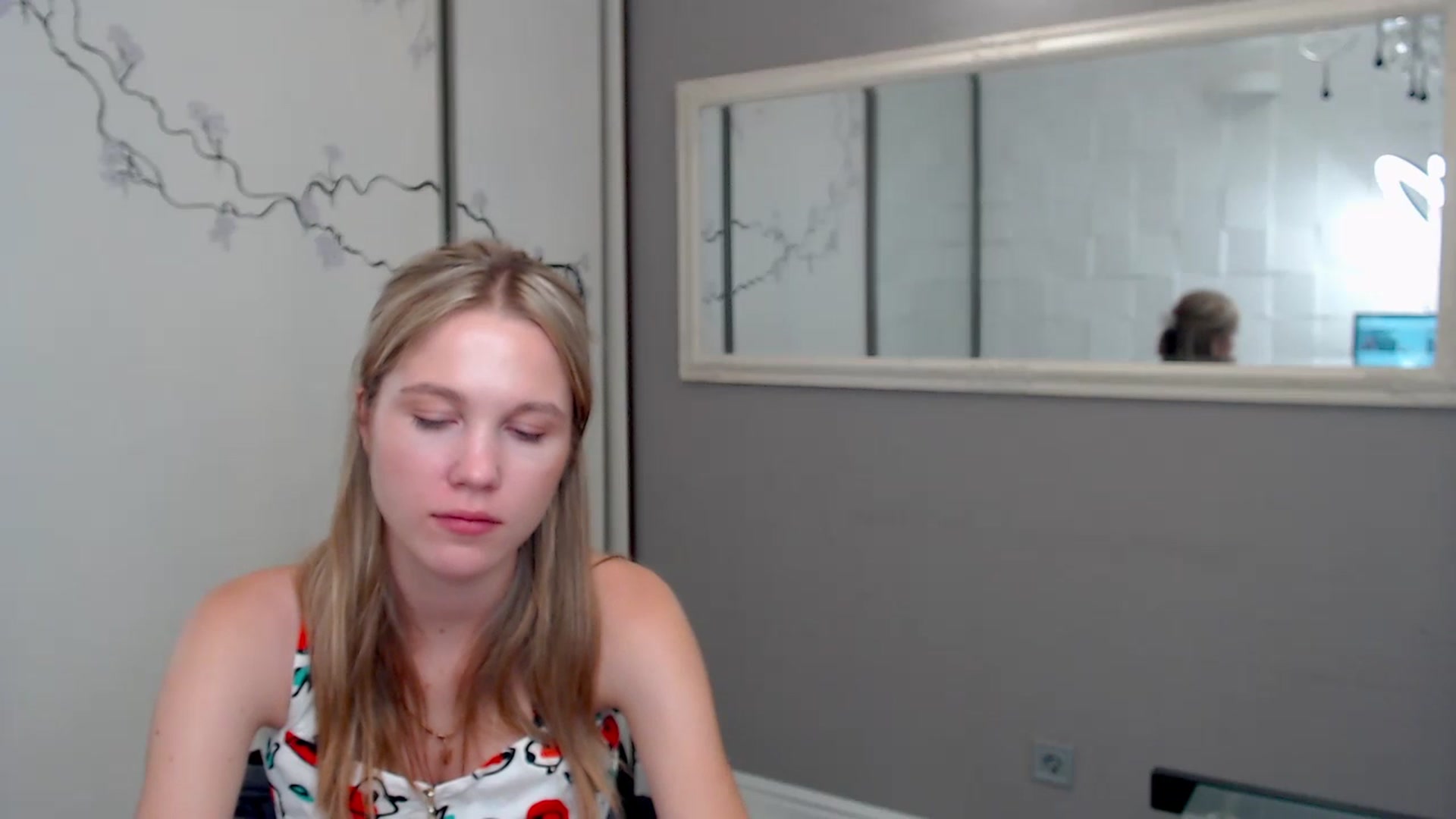 Gallery image thumbnail from Kate_Lewiss's myfreecams stream on, 08/20/2024, 10:01 image 7 of 20