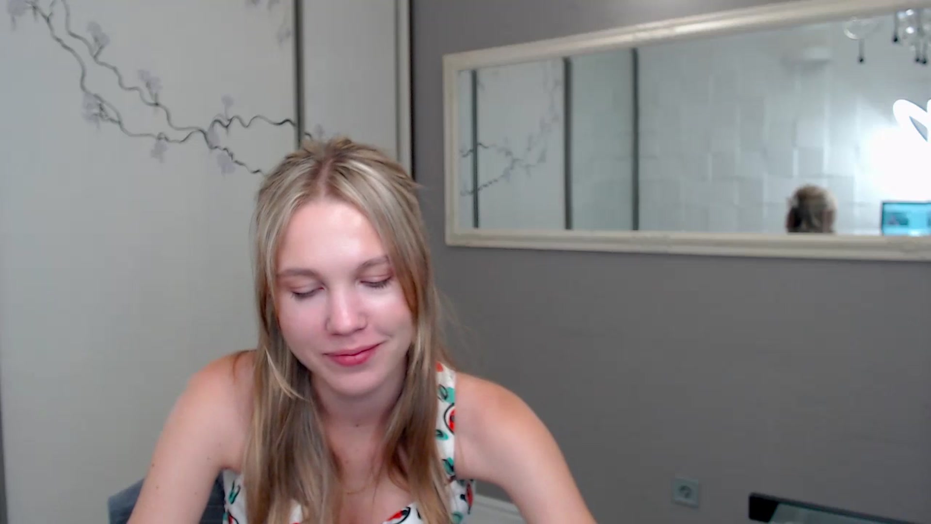 Gallery image thumbnail from Kate_Lewiss's myfreecams stream on, 08/20/2024, 10:16 image 20 of 20