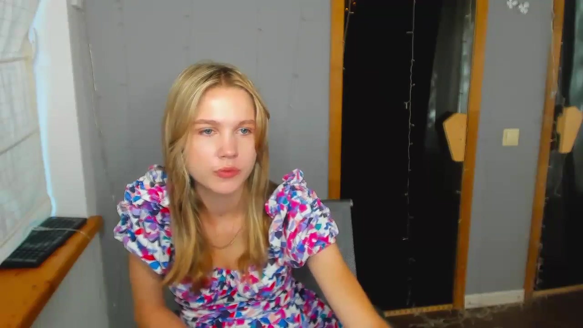 Gallery image thumbnail from Kate_Lewiss's myfreecams stream on, 08/21/2024, 05:50 image 2 of 20