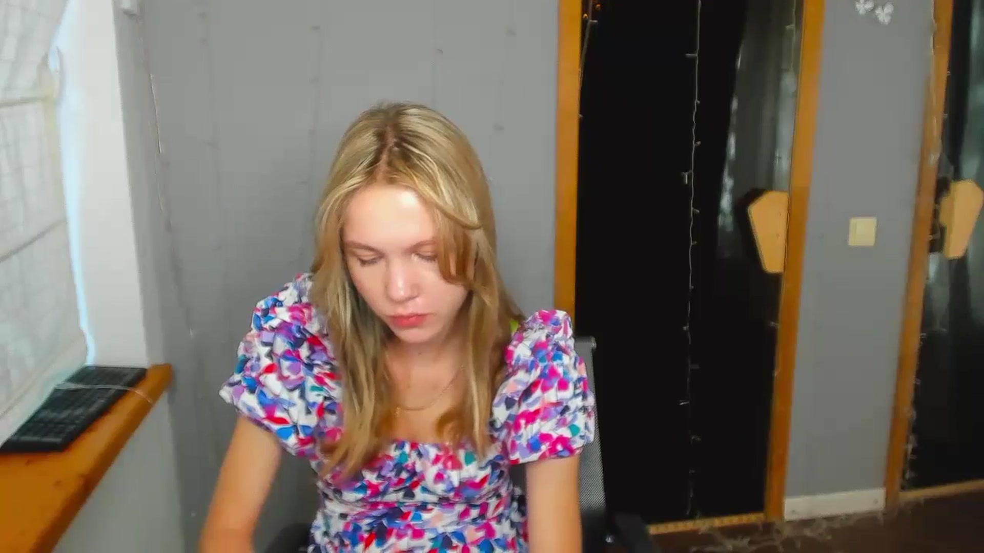 Gallery image thumbnail from Kate_Lewiss's myfreecams stream on, 08/21/2024, 05:50 image 7 of 20