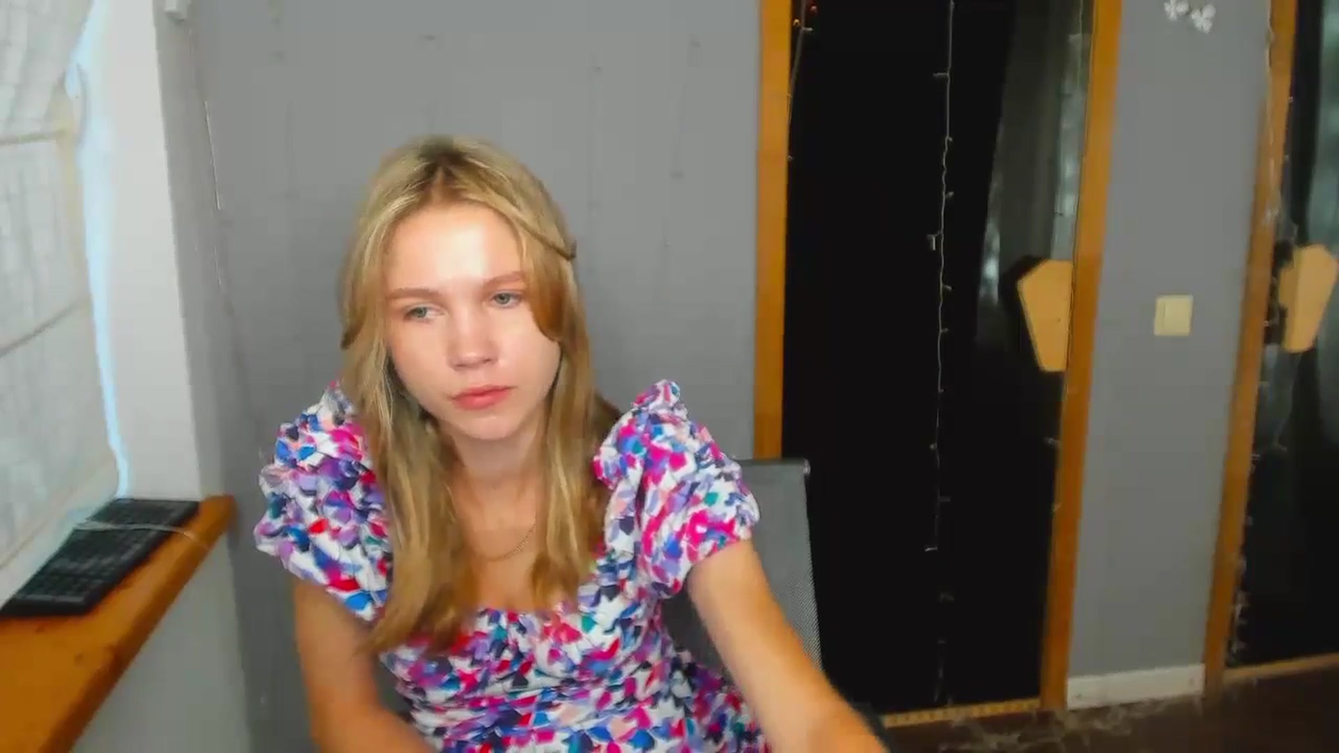 Gallery image thumbnail from Kate_Lewiss's myfreecams stream on, 08/21/2024, 05:50 image 4 of 20