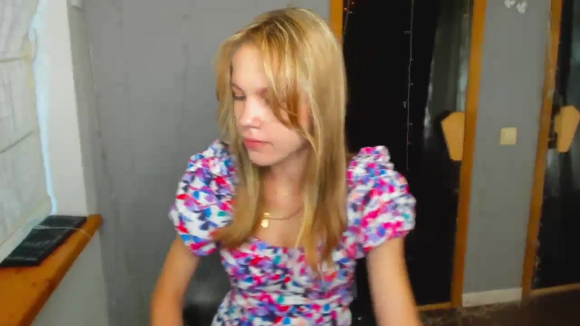 Gallery image thumbnail from Kate_Lewiss's myfreecams stream on, 08/21/2024, 05:50 image 11 of 20