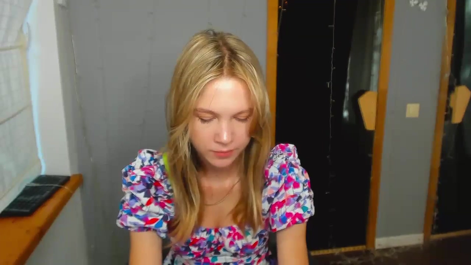 Gallery image thumbnail from Kate_Lewiss's myfreecams stream on, 08/21/2024, 05:50 image 17 of 20