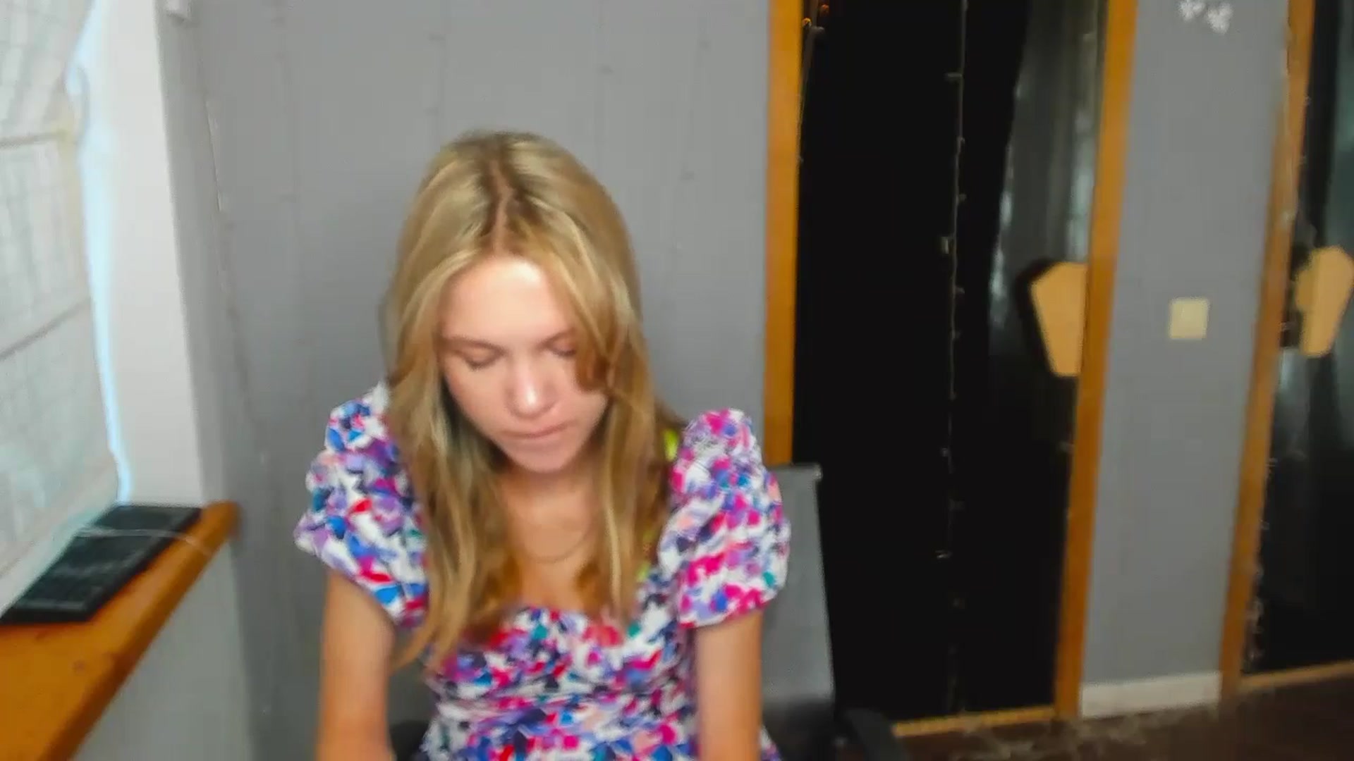Gallery image thumbnail from Kate_Lewiss's myfreecams stream on, 08/21/2024, 05:50 image 10 of 20