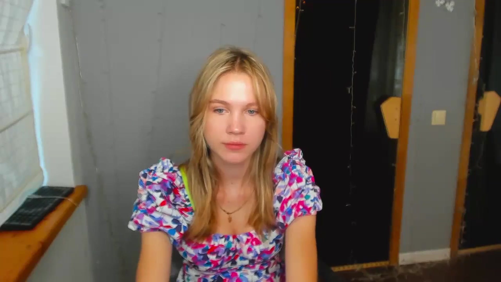 Gallery image thumbnail from Kate_Lewiss's myfreecams stream on, 08/21/2024, 07:57 image 4 of 20