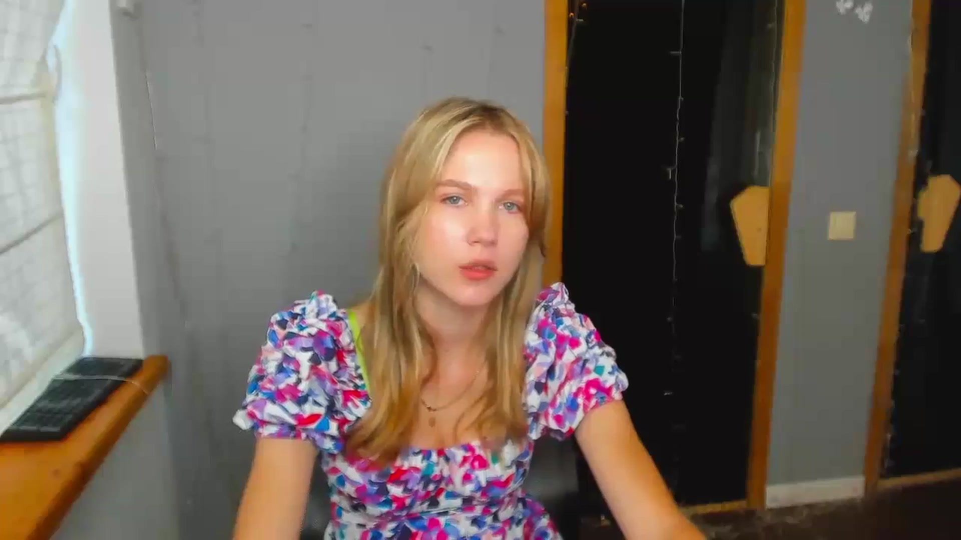 Gallery image thumbnail from Kate_Lewiss's myfreecams stream on, 08/21/2024, 07:57 image 6 of 20