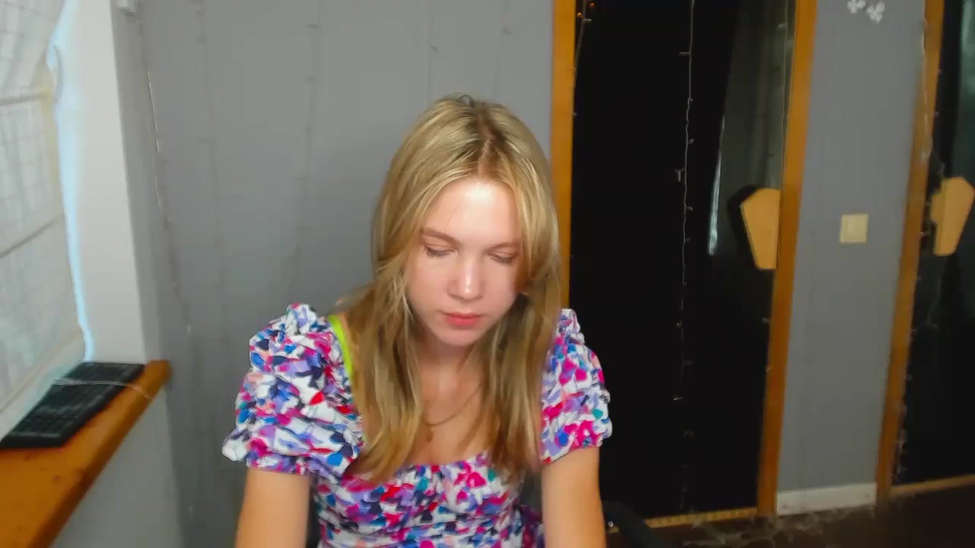 Gallery image thumbnail from Kate_Lewiss's myfreecams stream on, 08/21/2024, 07:57 image 1 of 20