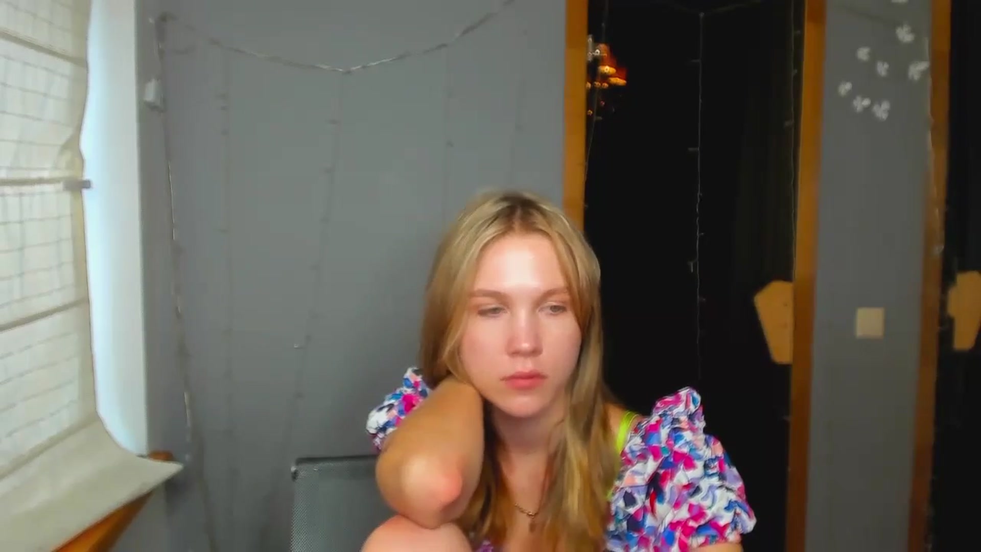 Gallery image thumbnail from Kate_Lewiss's myfreecams stream on, 08/21/2024, 11:05 image 20 of 20