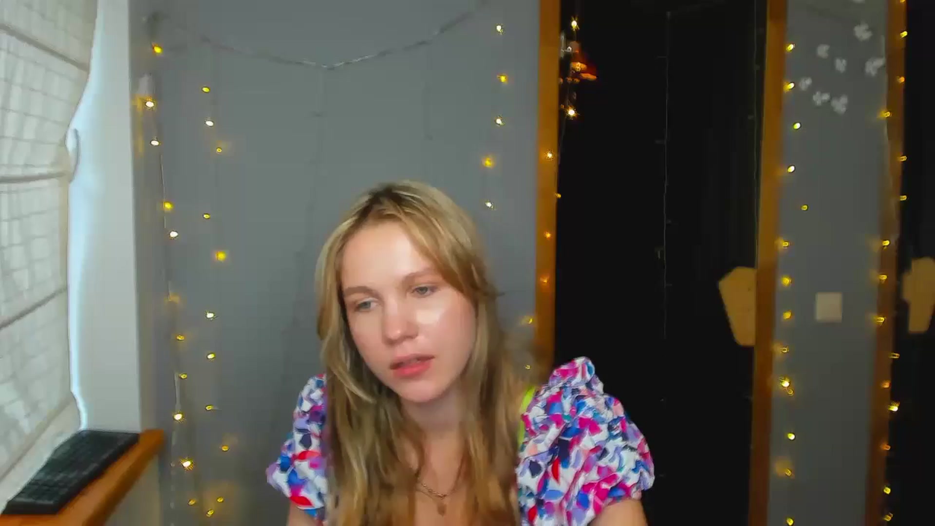 Gallery image thumbnail from Kate_Lewiss's myfreecams stream on, 08/21/2024, 11:05 image 9 of 20