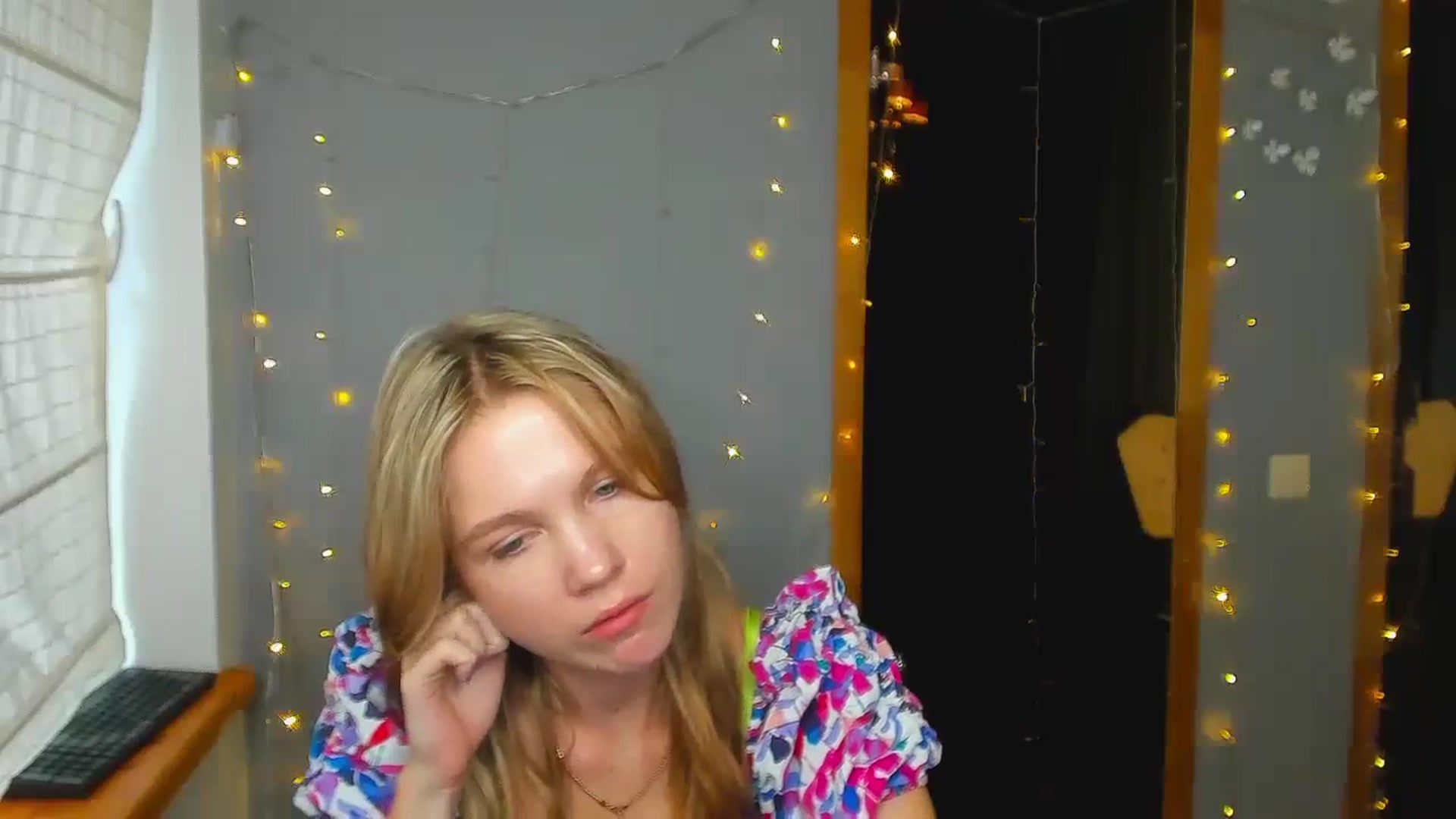 Gallery image thumbnail from Kate_Lewiss's myfreecams stream on, 08/21/2024, 11:05 image 5 of 20
