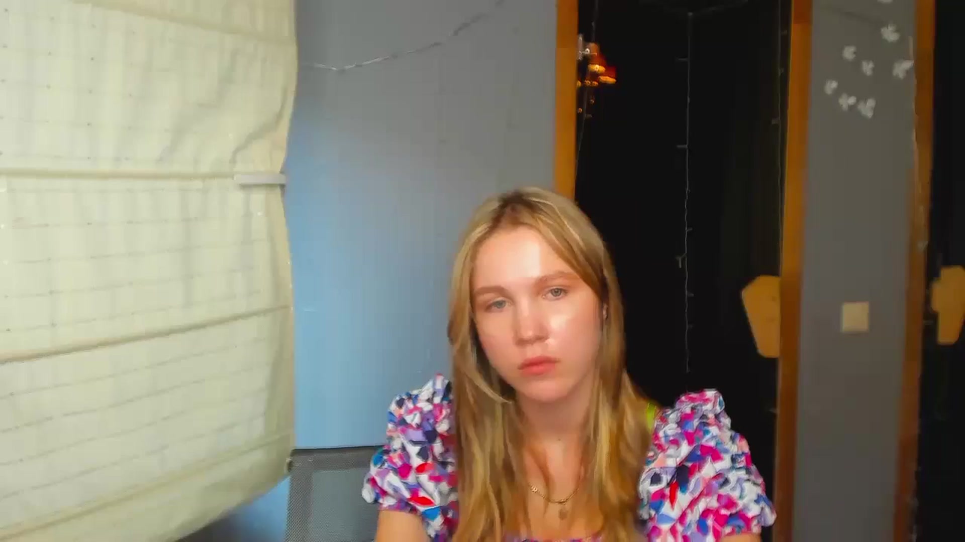 Gallery image thumbnail from Kate_Lewiss's myfreecams stream on, 08/21/2024, 11:05 image 17 of 20