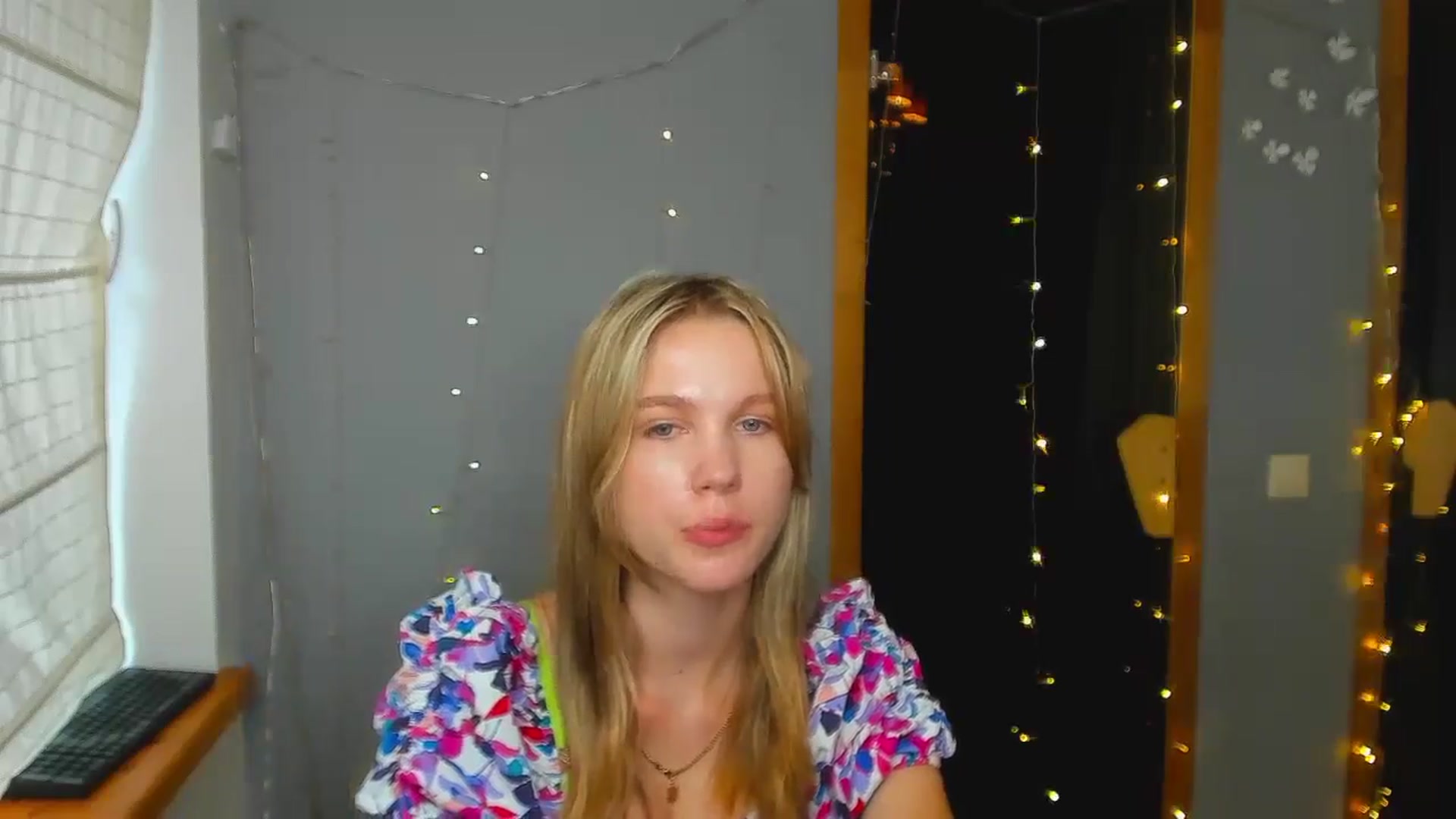 Gallery image thumbnail from Kate_Lewiss's myfreecams stream on, 08/21/2024, 11:05 image 6 of 20