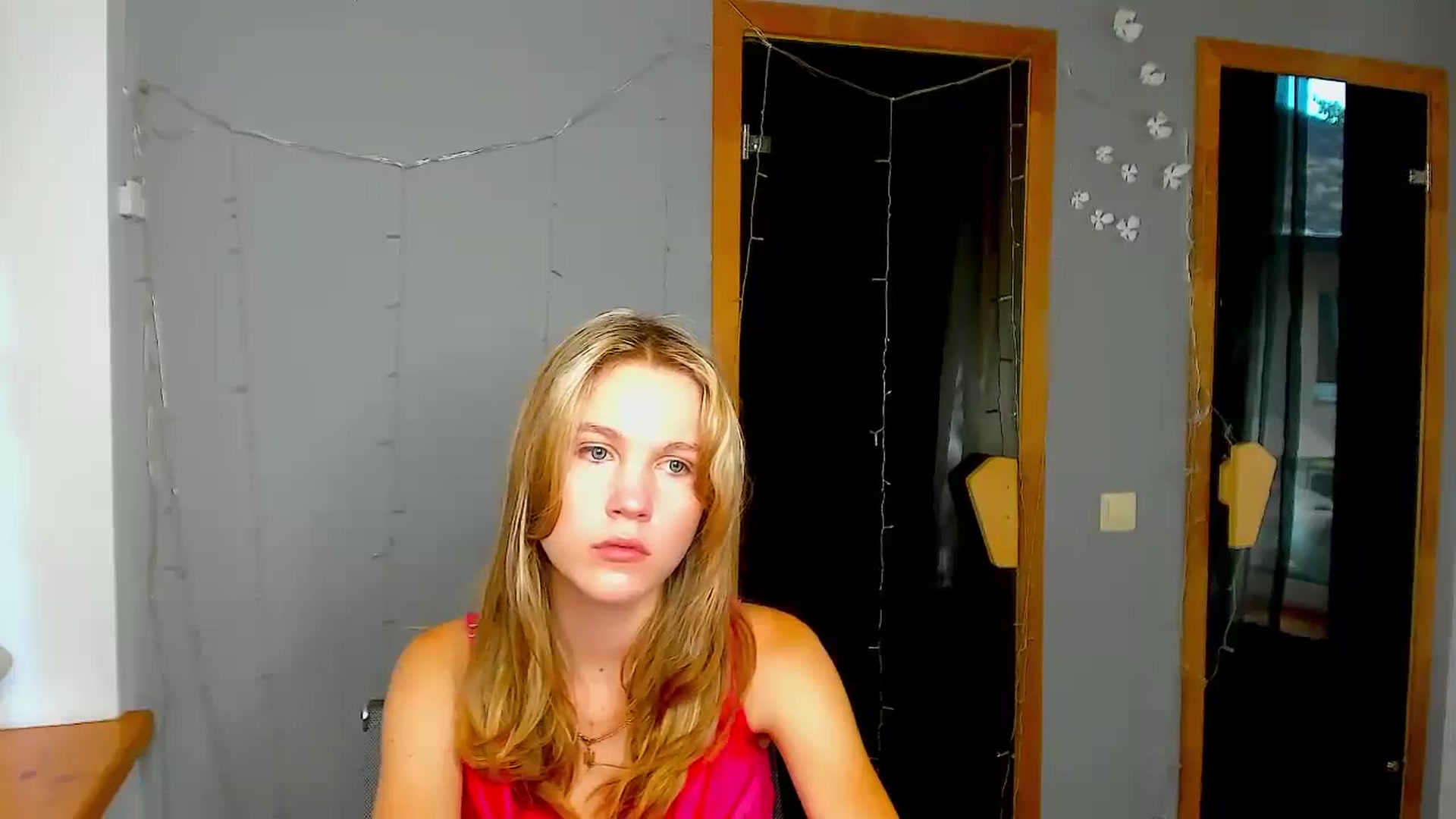 Gallery image thumbnail from Kate_Lewiss's myfreecams stream on, 08/22/2024, 06:30 image 17 of 20
