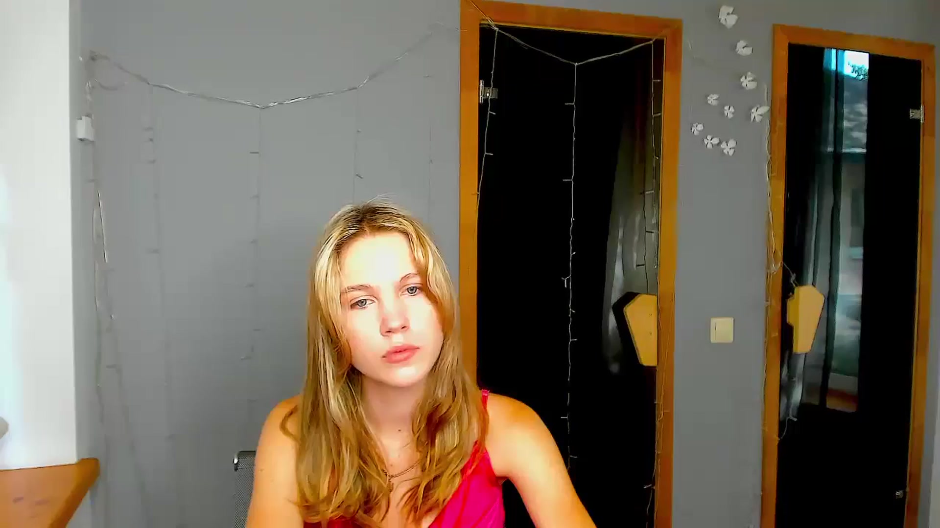 Gallery image thumbnail from Kate_Lewiss's myfreecams stream on, 08/22/2024, 06:30 image 15 of 20