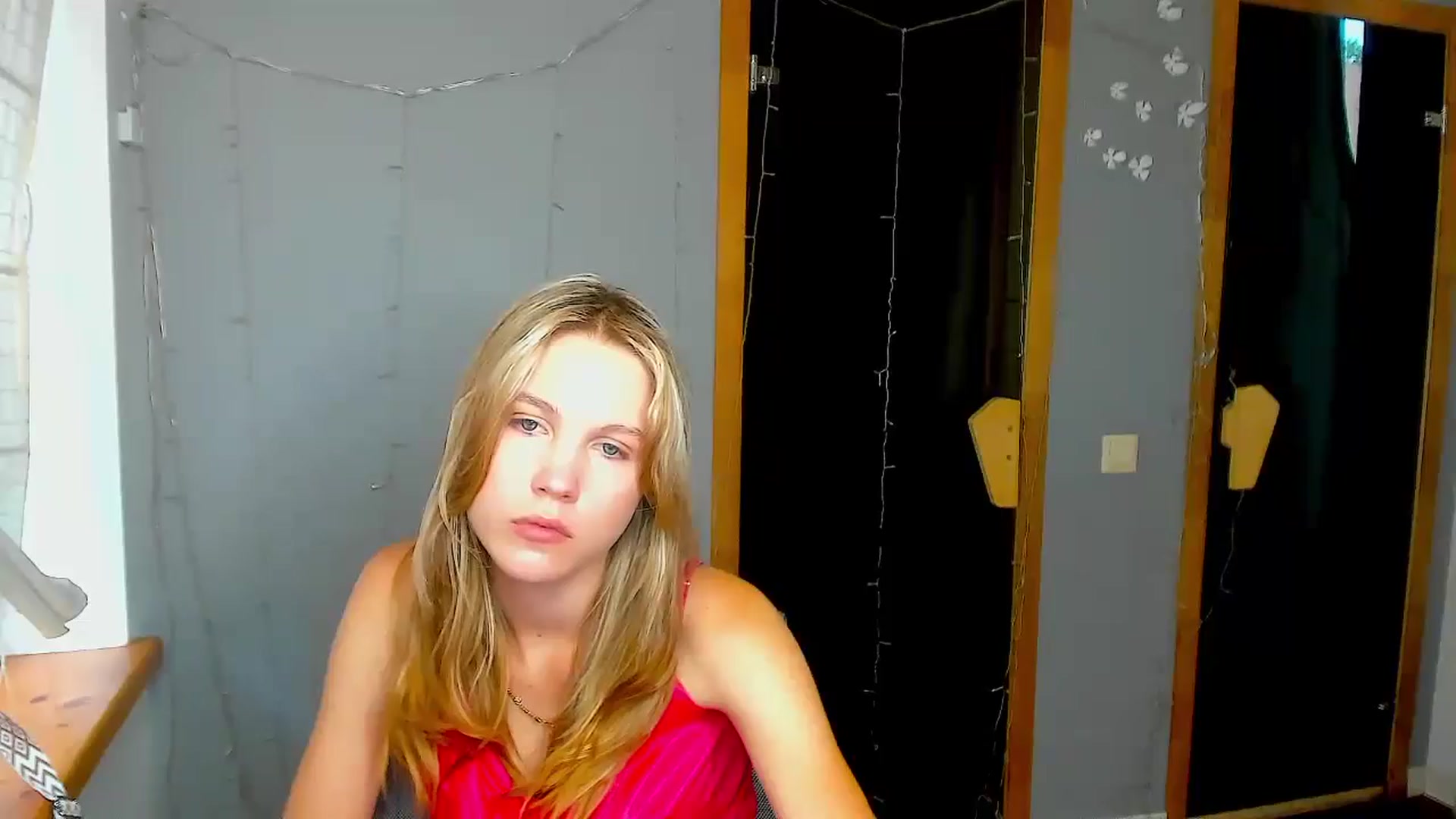 Gallery image thumbnail from Kate_Lewiss's myfreecams stream on, 08/22/2024, 08:33 image 14 of 20