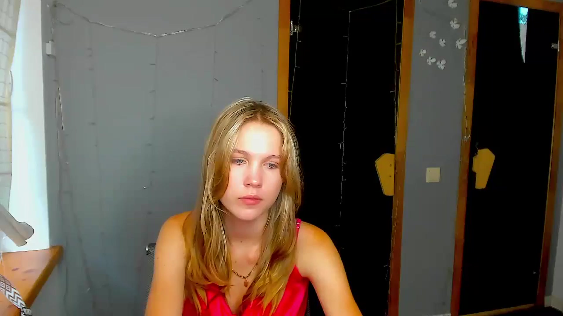 Gallery image thumbnail from Kate_Lewiss's myfreecams stream on, 08/22/2024, 08:33 image 15 of 20