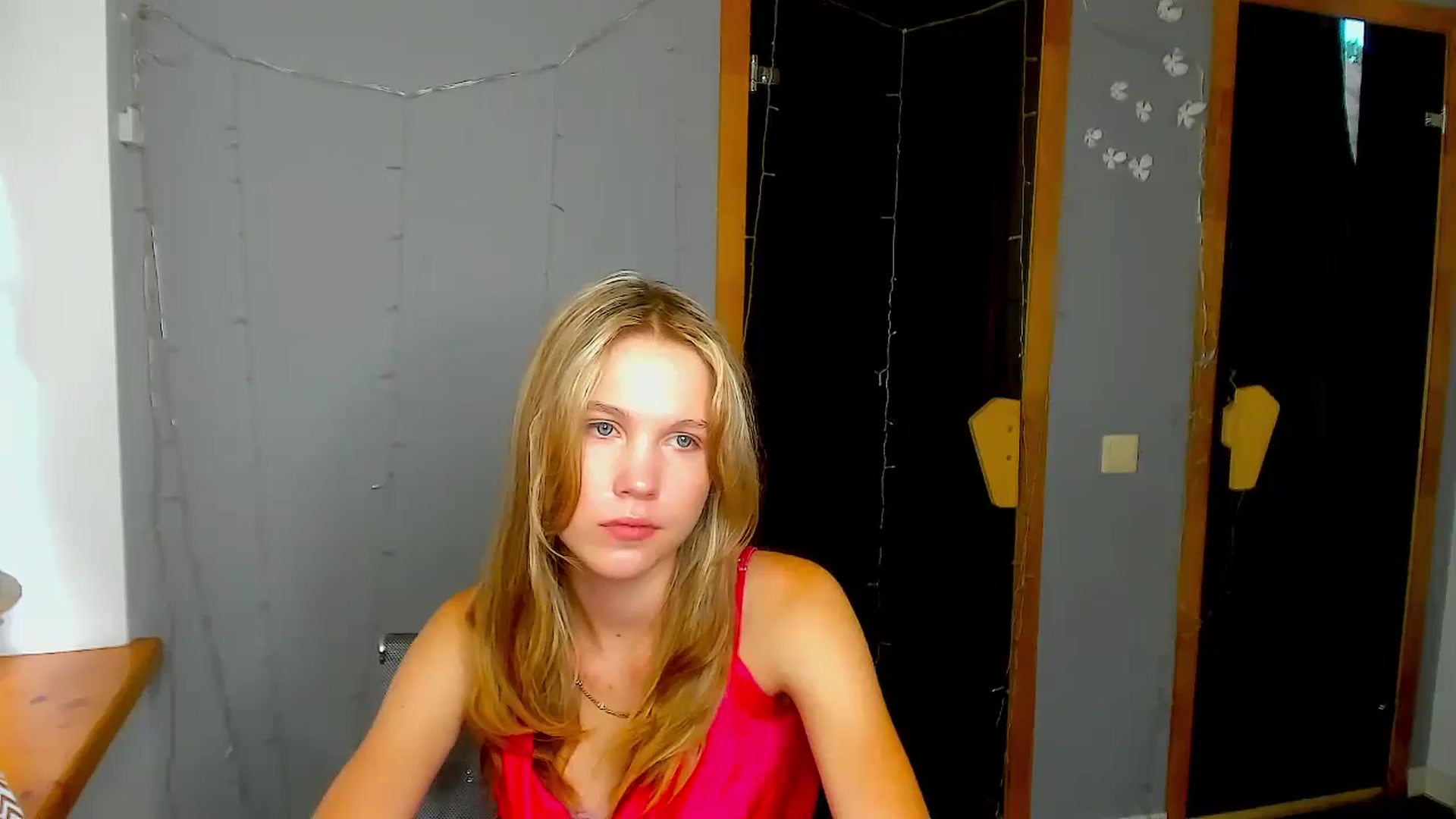 Gallery image thumbnail from Kate_Lewiss's myfreecams stream on, 08/22/2024, 08:33 image 8 of 20