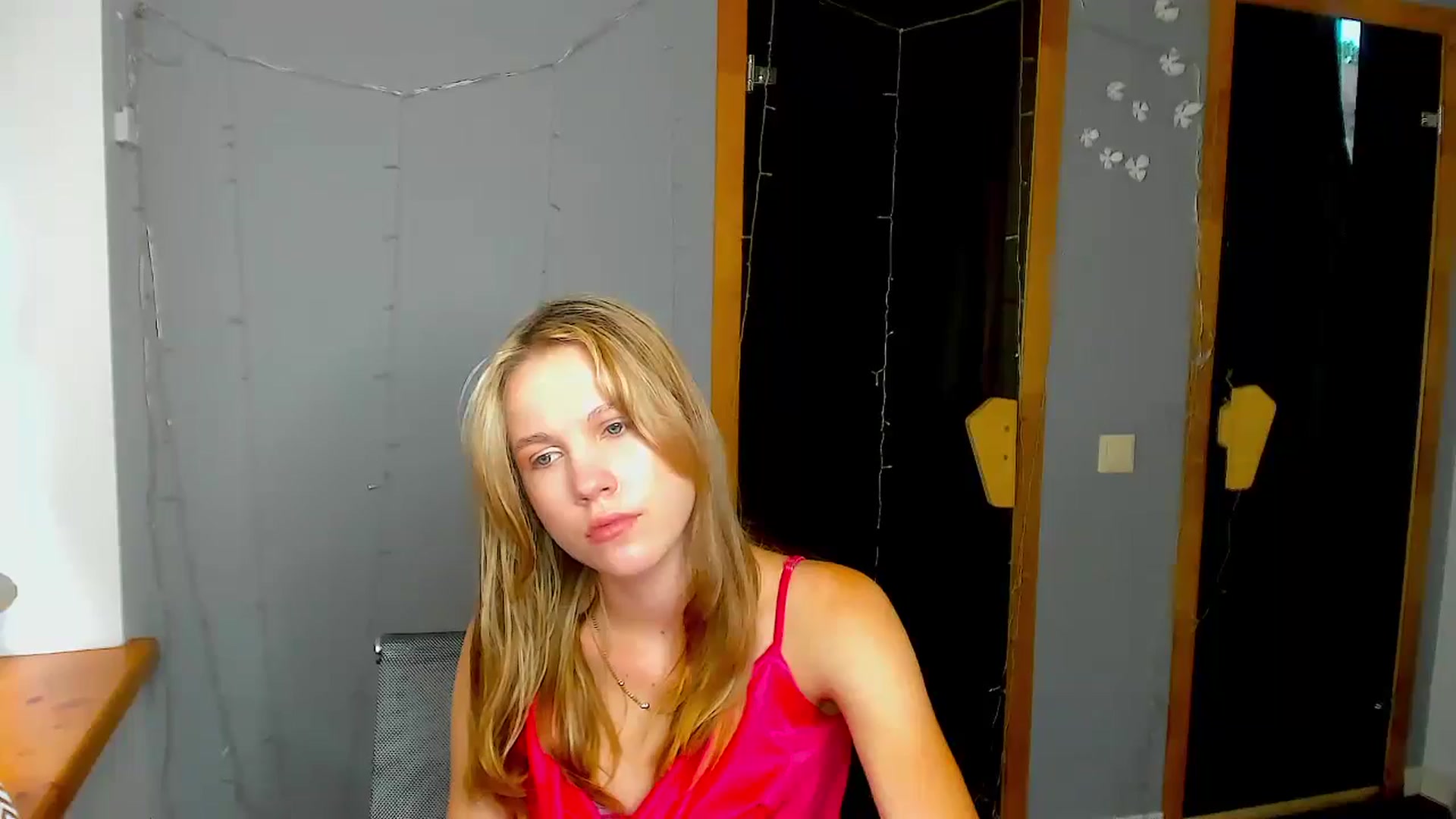 Gallery image thumbnail from Kate_Lewiss's myfreecams stream on, 08/22/2024, 08:33 image 2 of 20