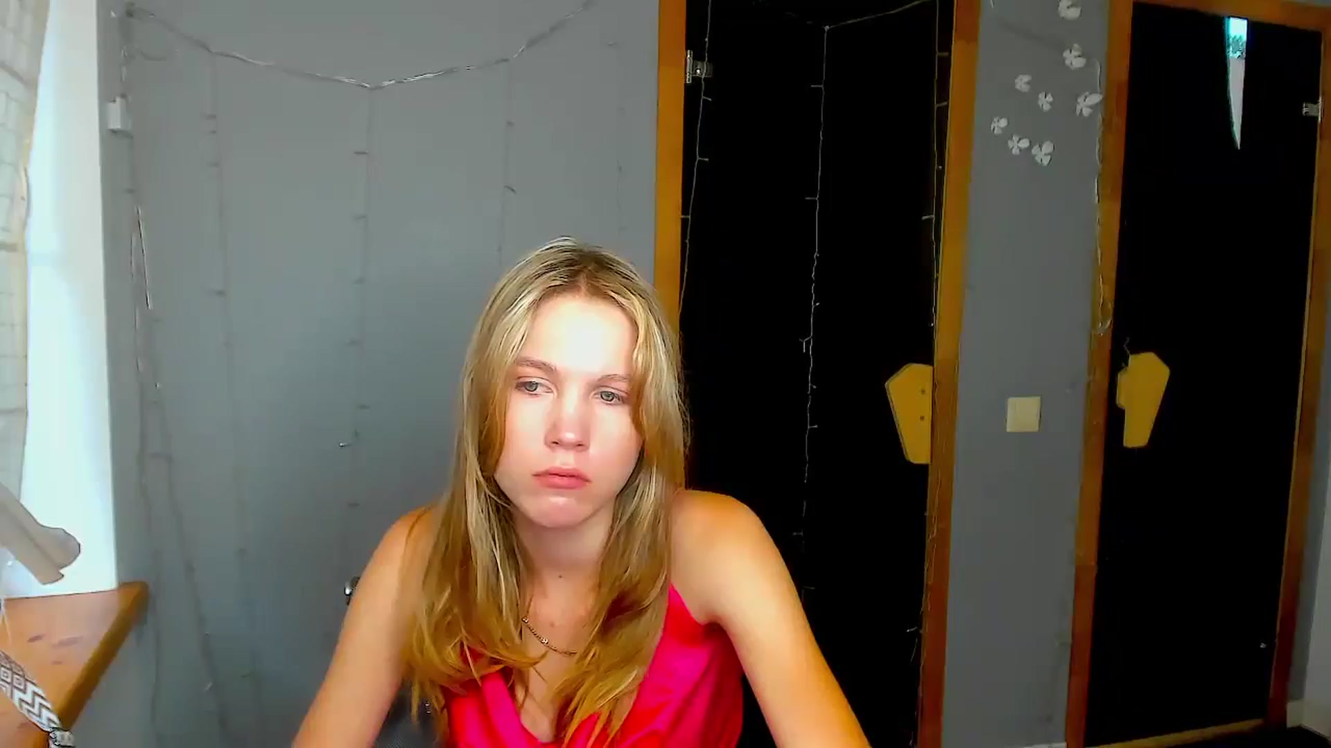 Gallery image thumbnail from Kate_Lewiss's myfreecams stream on, 08/22/2024, 11:06 image 1 of 20
