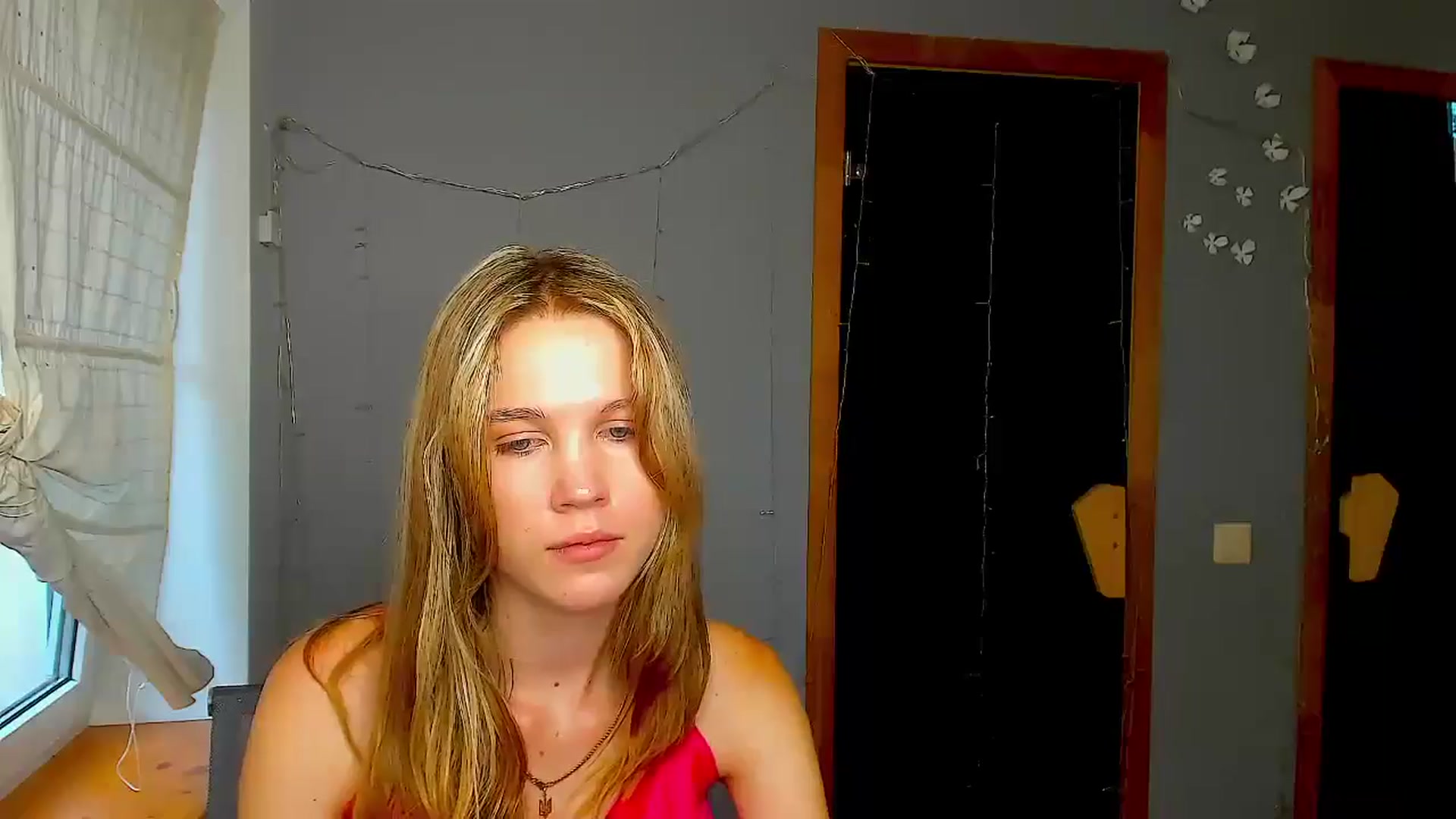 Gallery image thumbnail from Kate_Lewiss's myfreecams stream on, 08/22/2024, 11:06 image 17 of 20