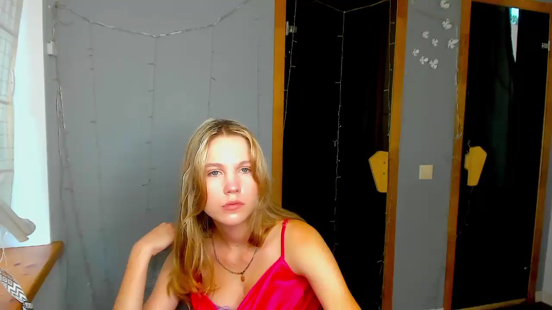 Gallery image thumbnail from Kate_Lewiss's myfreecams stream on, 08/22/2024, 11:06 image 9 of 20