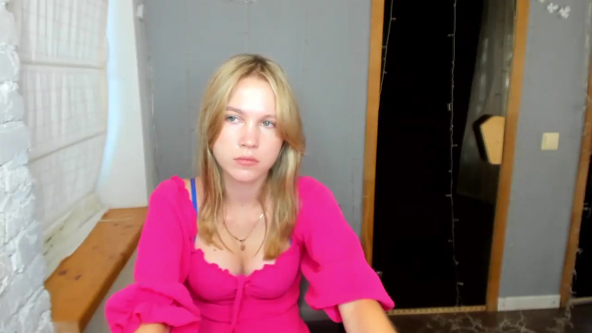 Gallery image thumbnail from Kate_Lewiss's myfreecams stream on, 08/25/2024, 07:10 image 2 of 20