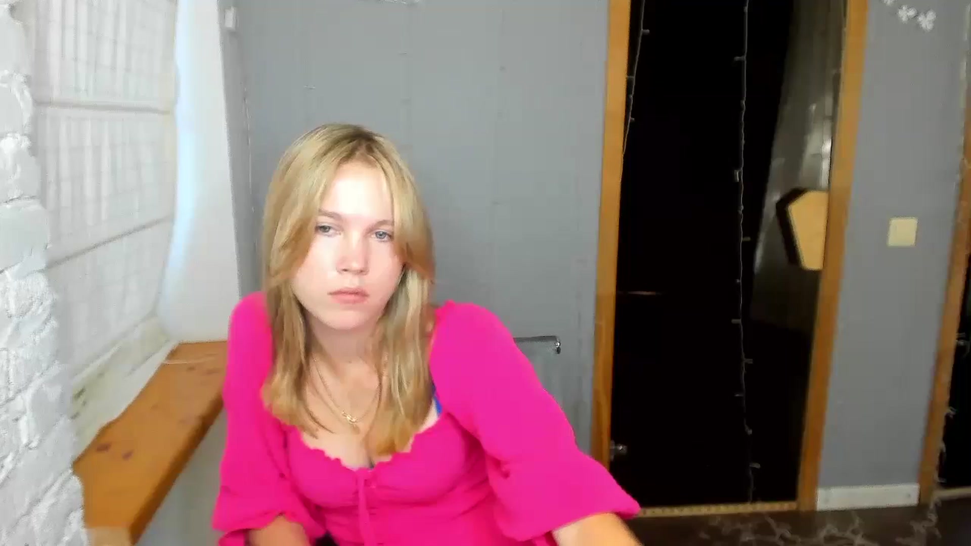 Gallery image thumbnail from Kate_Lewiss's myfreecams stream on, 08/25/2024, 07:10 image 12 of 20