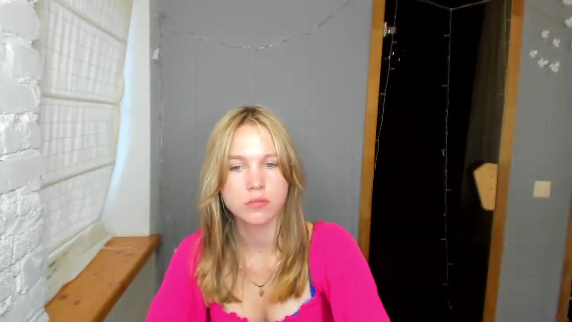 Gallery image thumbnail from Kate_Lewiss's myfreecams stream on, 08/25/2024, 10:48 image 3 of 20