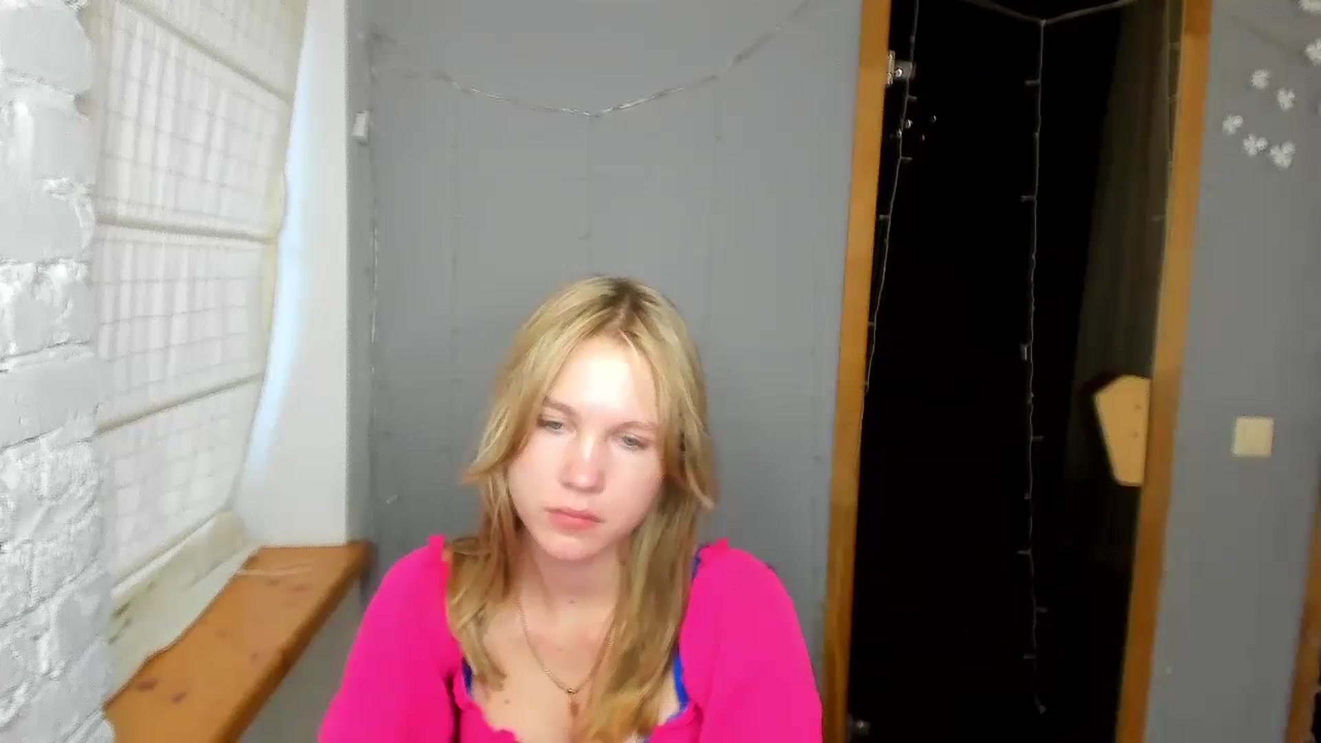 Gallery image thumbnail from Kate_Lewiss's myfreecams stream on, 08/25/2024, 10:48 image 12 of 20