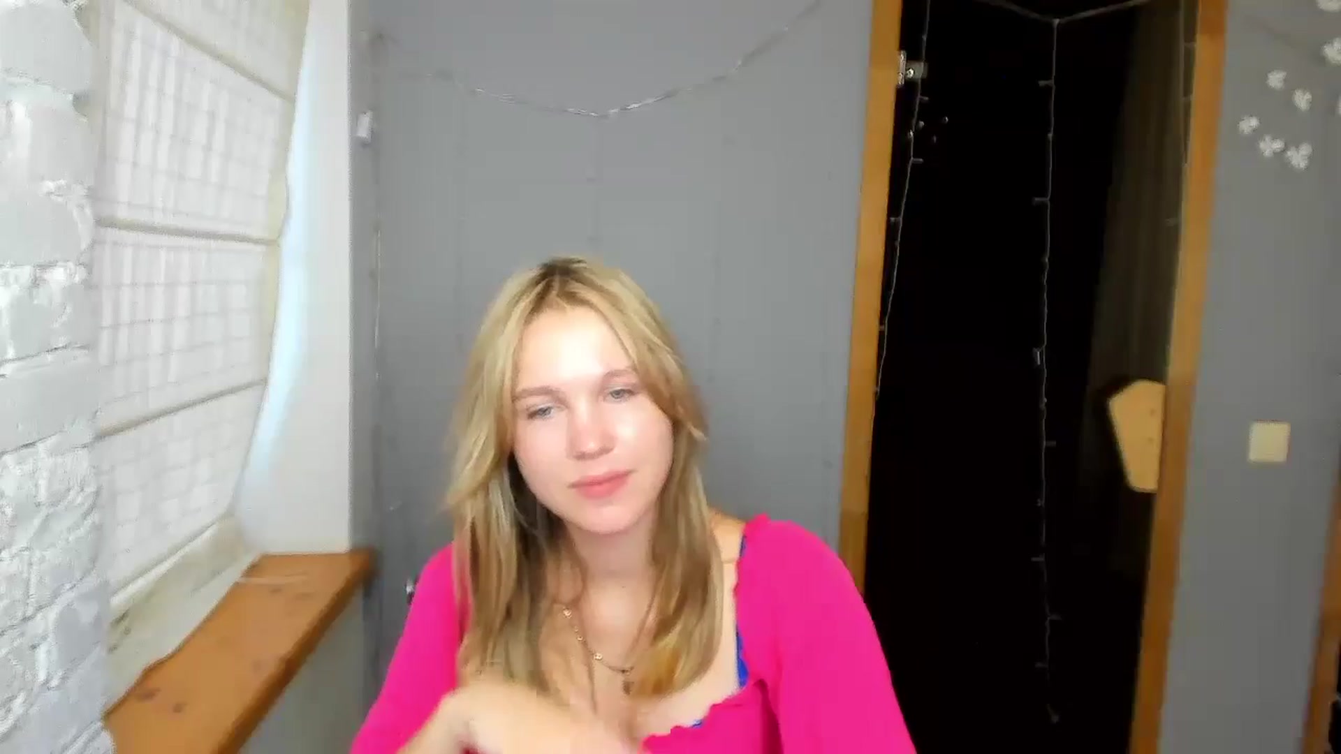 Gallery image thumbnail from Kate_Lewiss's myfreecams stream on, 08/25/2024, 10:48 image 19 of 20