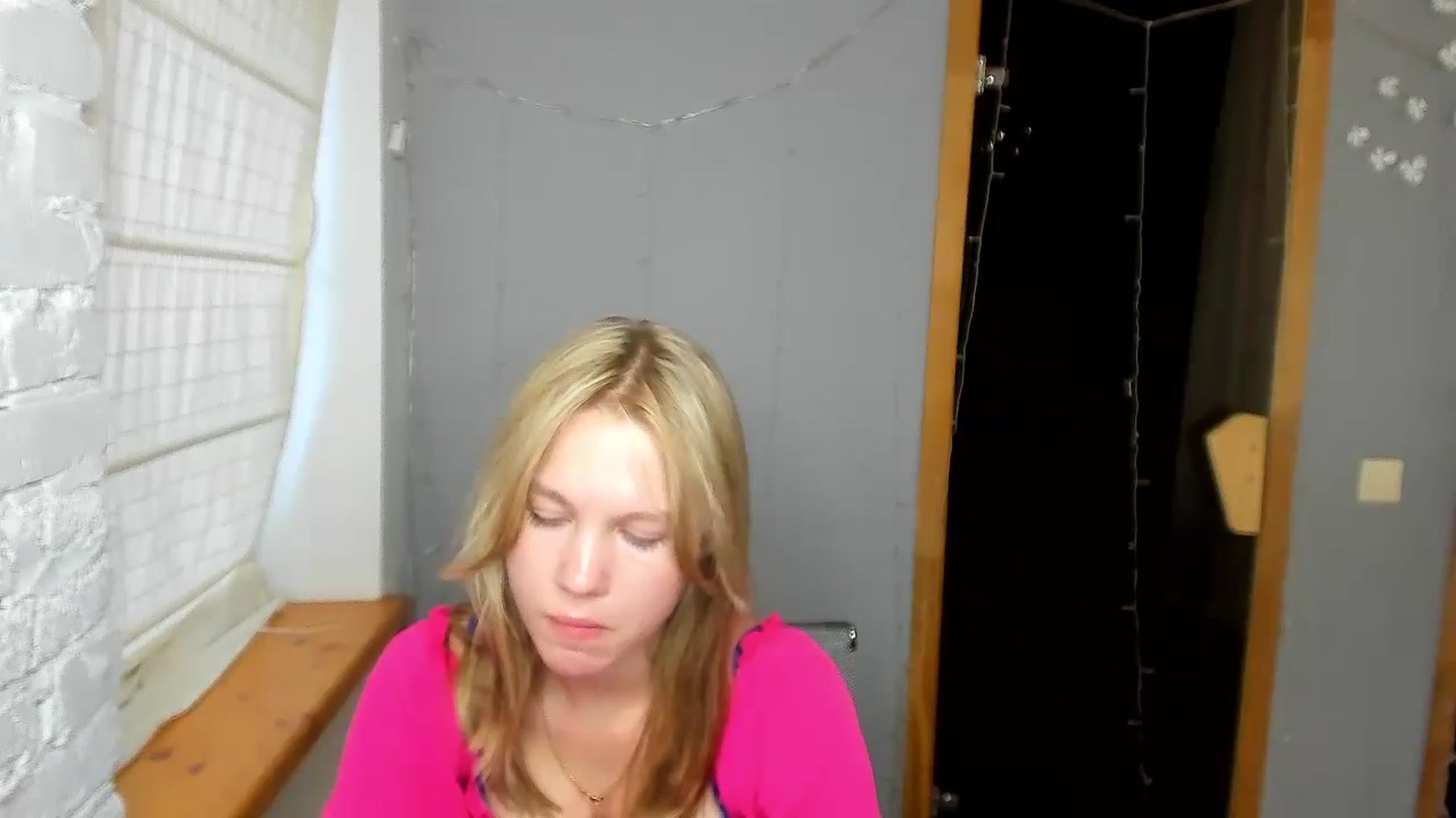 Gallery image thumbnail from Kate_Lewiss's myfreecams stream on, 08/25/2024, 10:48 image 13 of 20