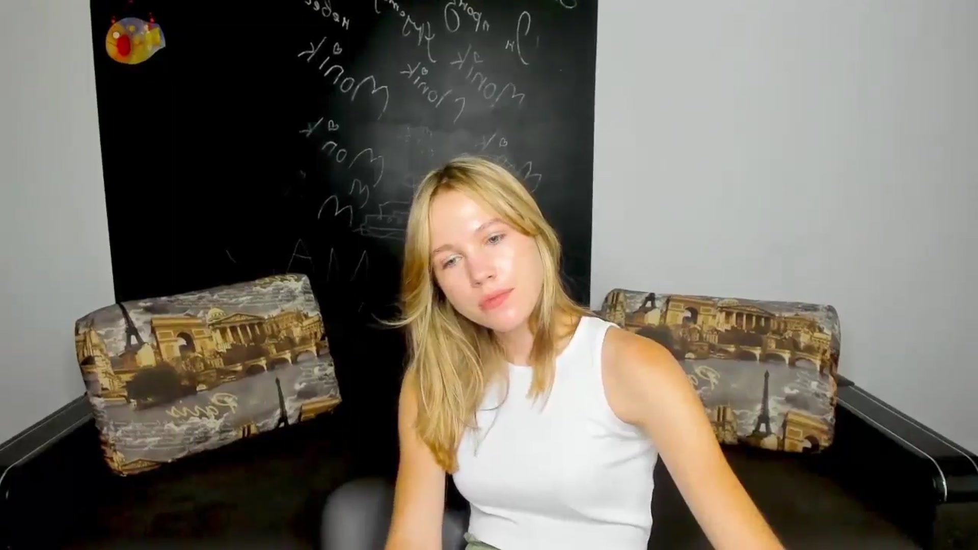 Gallery image thumbnail from Kate_Lewiss's myfreecams stream on, 08/26/2024, 07:14 image 10 of 20
