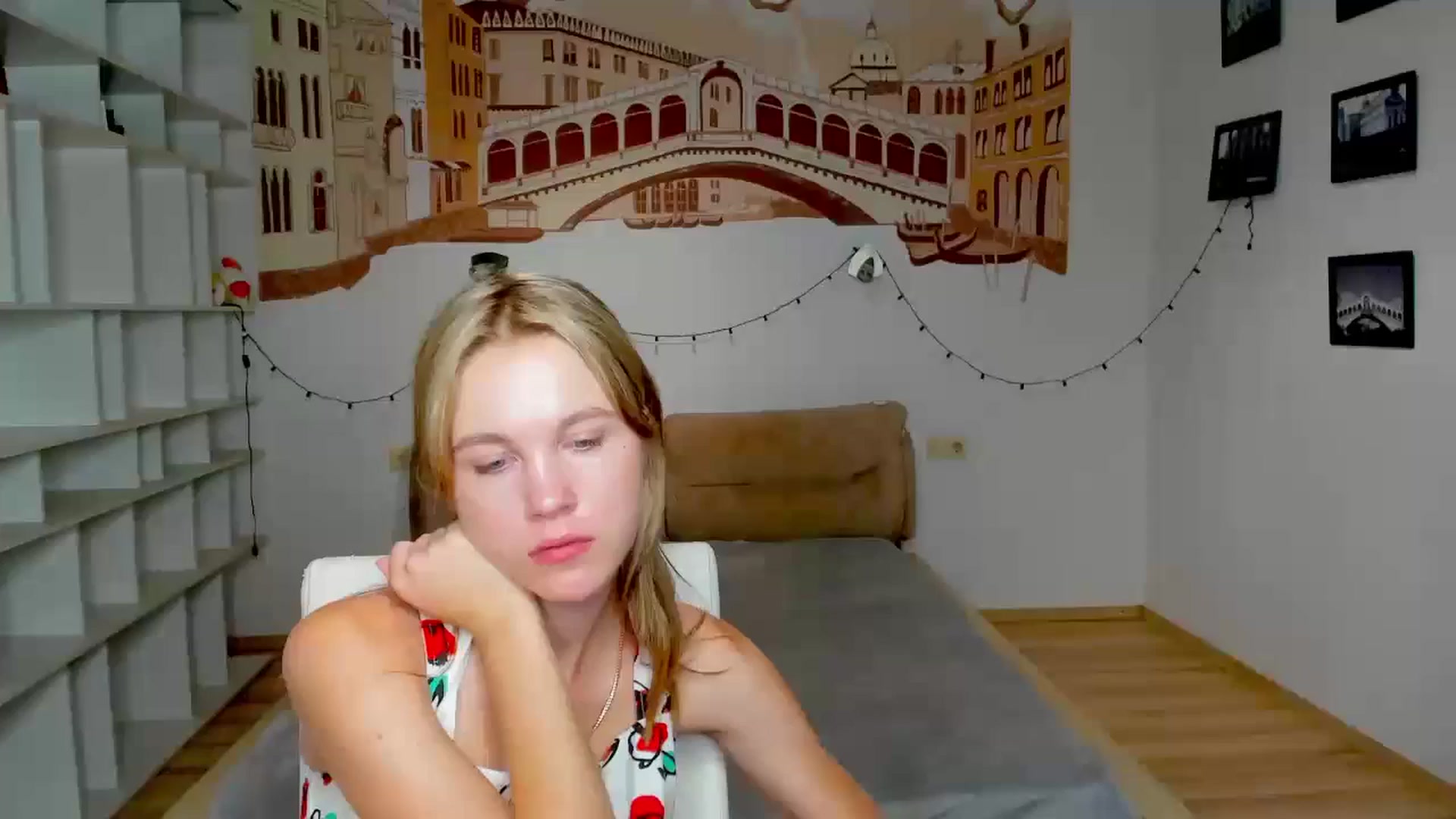 Gallery image thumbnail from Kate_Lewiss's myfreecams stream on, 08/28/2024, 06:39 image 10 of 20